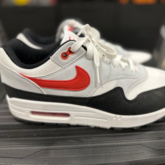 Nike Air Max 1 in size 9 - Picture 2 of 4